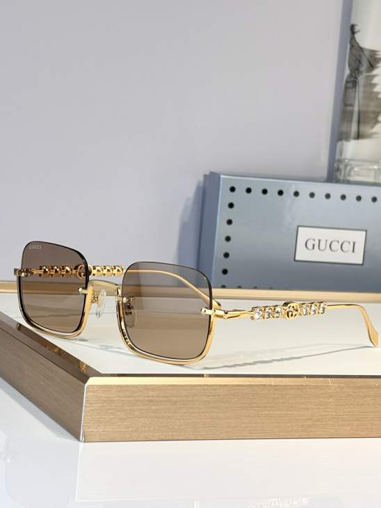 Picture of Gucci Sunglasses _SKUfw80238840fw